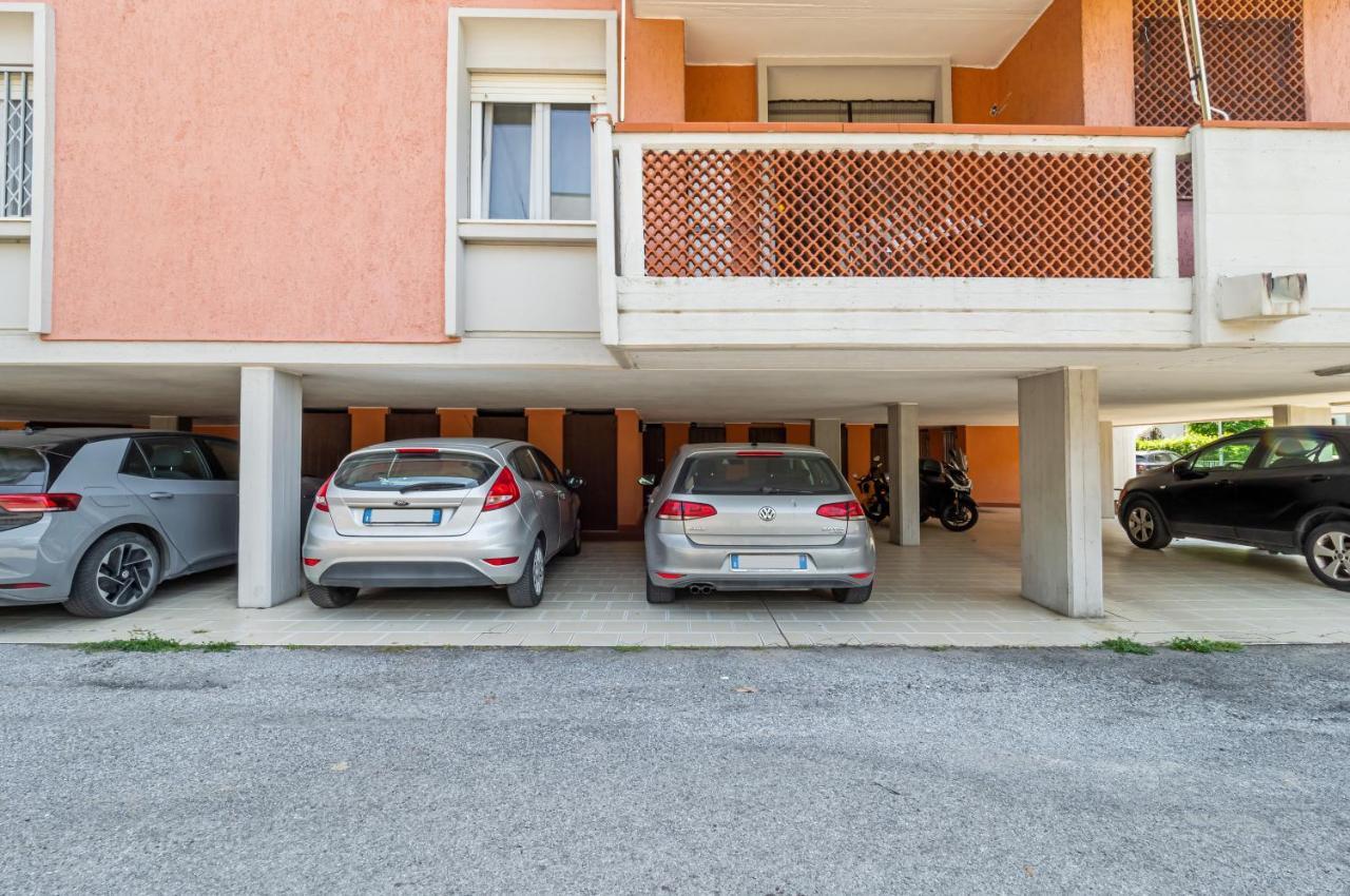Domus Lucis Apartment Terrace & Private Parking Marinella di Sarzana Eksteriør bilde